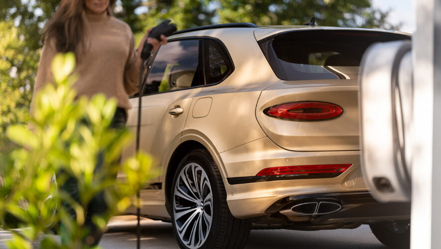 Auto: Η Bentley σε ερευνητικό πρόγραμμα για ανακυκλώσιμους ηλεκτροκινητήρες