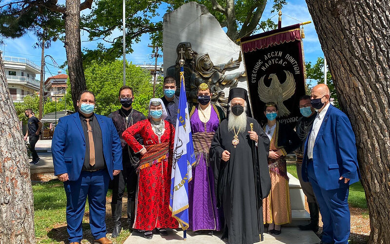 Κυριακή των Μυροφόρων στη Νάουσα. Μνημόσυνο για τα θύματα της Γενοκτονίας του Ποντιακού Ελληνισμου (2)