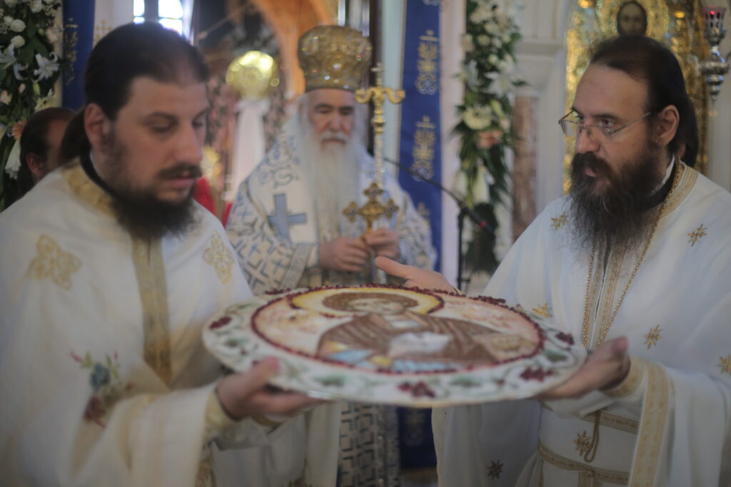 πατηρ εμμανουήλ καροφυλλάκης - μητροπολη νικαίας 