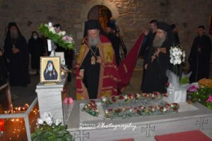 Με λαμπρότητα τελέστηκε η ιερά μνήμη του Αγίου Ιάκωβου Τσαλίκη στο Μοναστήρι που ασκήτευε