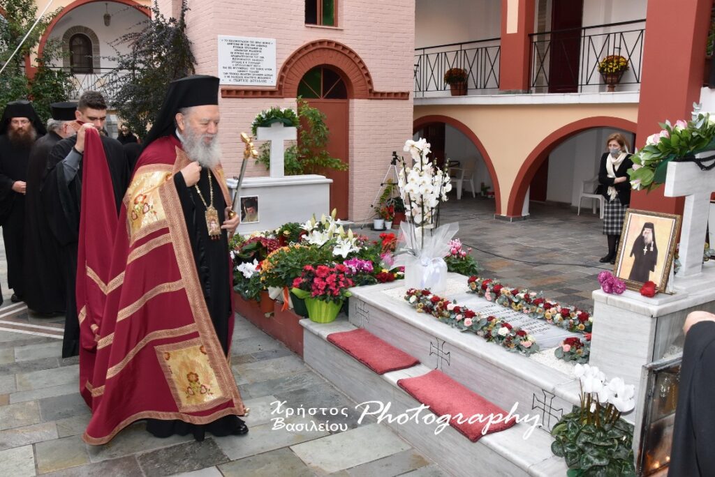 Με λαμπρότητα τελέστηκε η ιερά μνήμη του Αγίου Ιάκωβου Τσαλίκη στο Μοναστήρι που ασκήτευε 