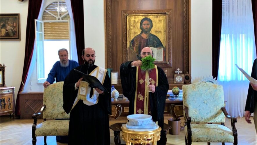 Αγιασμός στο Γραφείο του Αρχιεπισκόπου Χρυσοστόμου