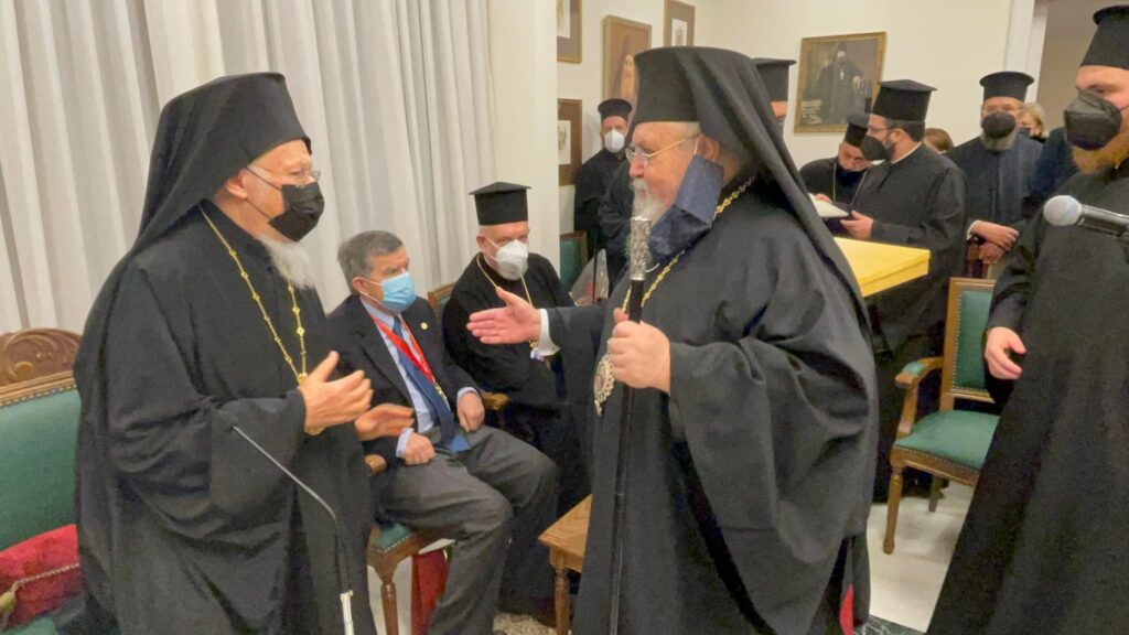 Εσπερινό στο Μετόχι της Ι.Μ. Σίμωνος Πέτρας στον Βύρωνα τέλεσε ο Οικουμενικός Πατριάρχης - Adologala.gr 