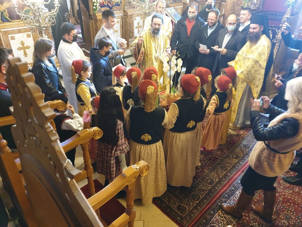 Πρώτη Θεία Λειτουργία του Μητροπολίτη Καστορίας στην έδρα της Μητροπόλεως του