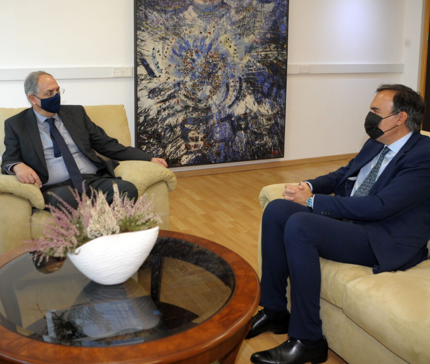 Συνάντηση του Αγροτικής Ανάπτυξης & Περιβάλλοντος με τον νέο Πρέσβη της Ελλάδας