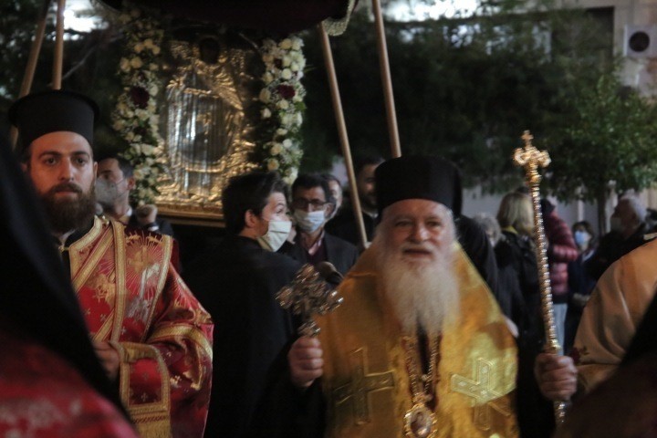 Λιτανεία της Ιεράς Εικόνας της Αγίας Βαρβάρας Δάφνης - Adologala.gr 