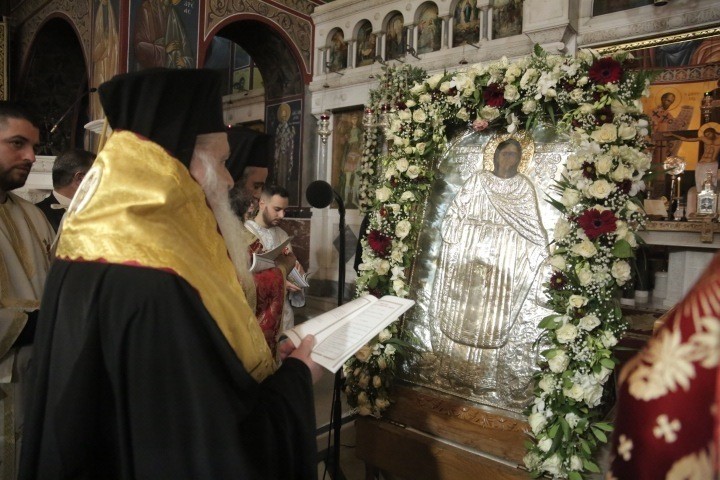 Λιτανεία της Ιεράς Εικόνας της Αγίας Βαρβάρας Δάφνης - Adologala.gr 