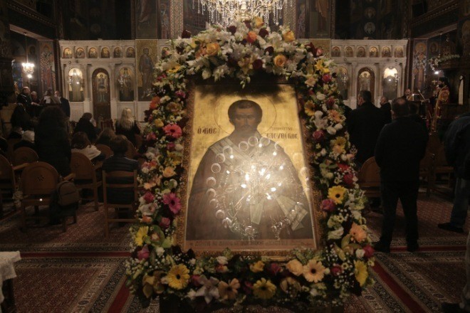 Ο εσπερινός του Αγίου Ελευθερίου στον πανηγυρίζοντα Ιερό Ναό του Γκύζη - Adologala.gr 