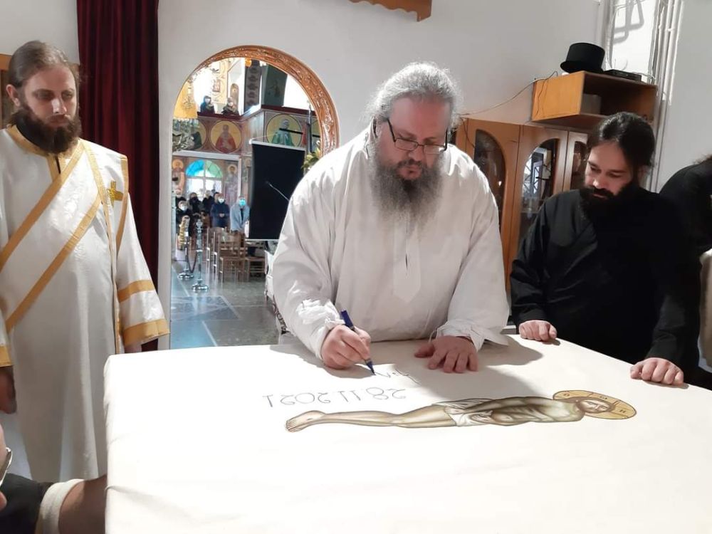 Εγκαίνια στον ιερό ναό του Τιμίου Προδρόμου Καλοχωρίου από τον Μητροπολίτη Λαρίσης - Adologala.gr 