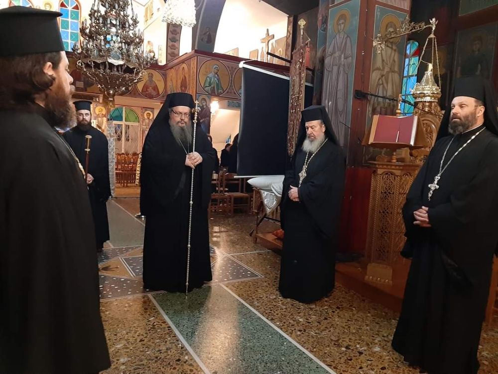 Εγκαίνια στον ιερό ναό του Τιμίου Προδρόμου Καλοχωρίου από τον Μητροπολίτη Λαρίσης - Adologala.gr 
