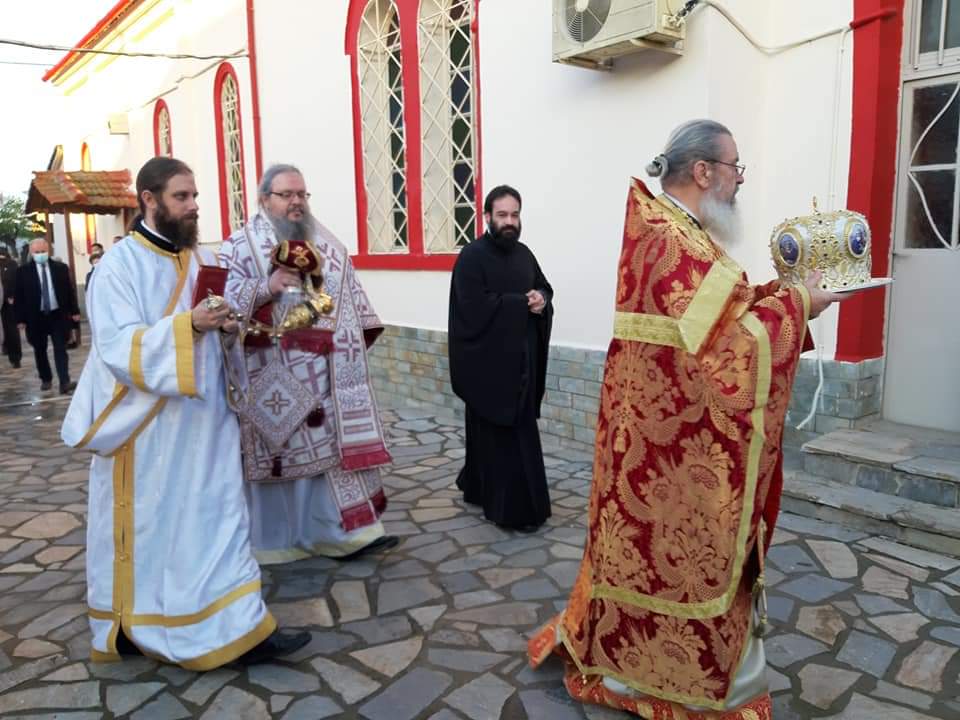 Εγκαίνια στον ιερό ναό του Τιμίου Προδρόμου Καλοχωρίου από τον Μητροπολίτη Λαρίσης - Adologala.gr 