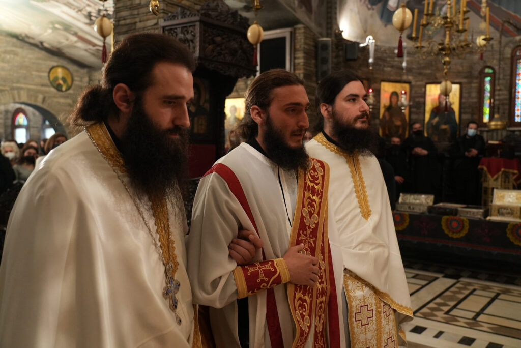 Ιερά Μητρόπολη Φωκίδος Δύο χειροτονίες τέλεσε ο Μητροπολίτης Θεόκτιστος στην Ι.Μ. Αγίων Αυγουστίνου Ιππώνος & Σεραφείμ του Σάρωφ 
