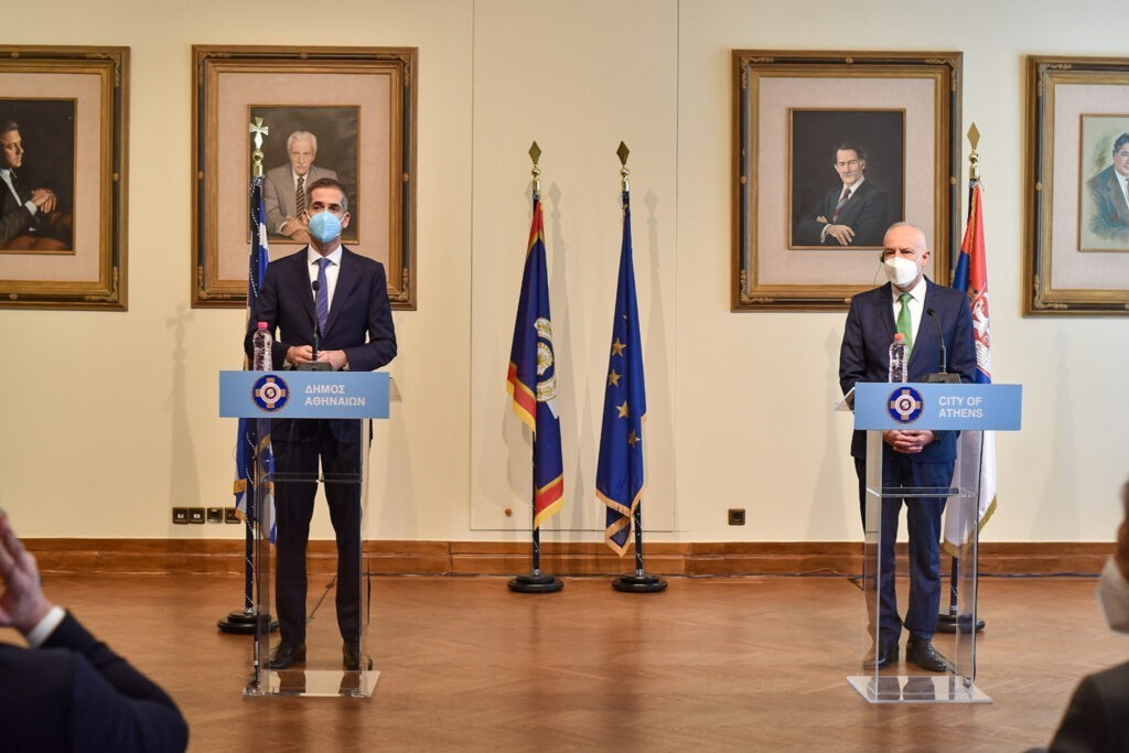 Μνημόνιο συνεργασίας μεταξύ Αθήνας – Βελιγραδίου υπογράφηκε από τους Δημάρχους των δύο πόλεων