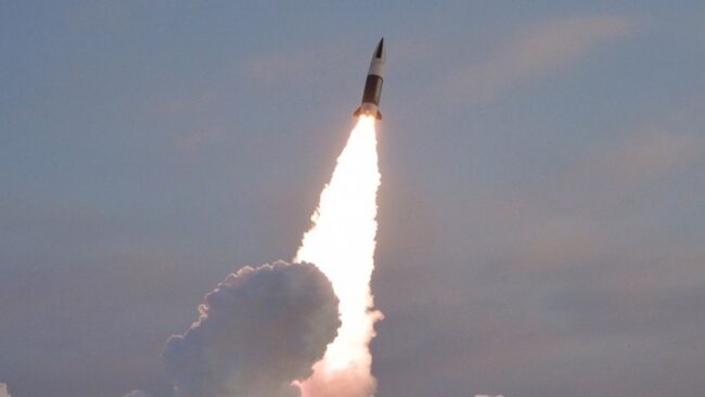 Η Βόρεια Κορέα εκτόξευσε 2 πυραύλους Κρουζ
