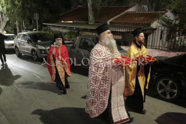 Μέγας Εσπερινός Αγίου Ιερομάρτυρος Χαραλάμπους στη Καστέλλα του Πειραιά