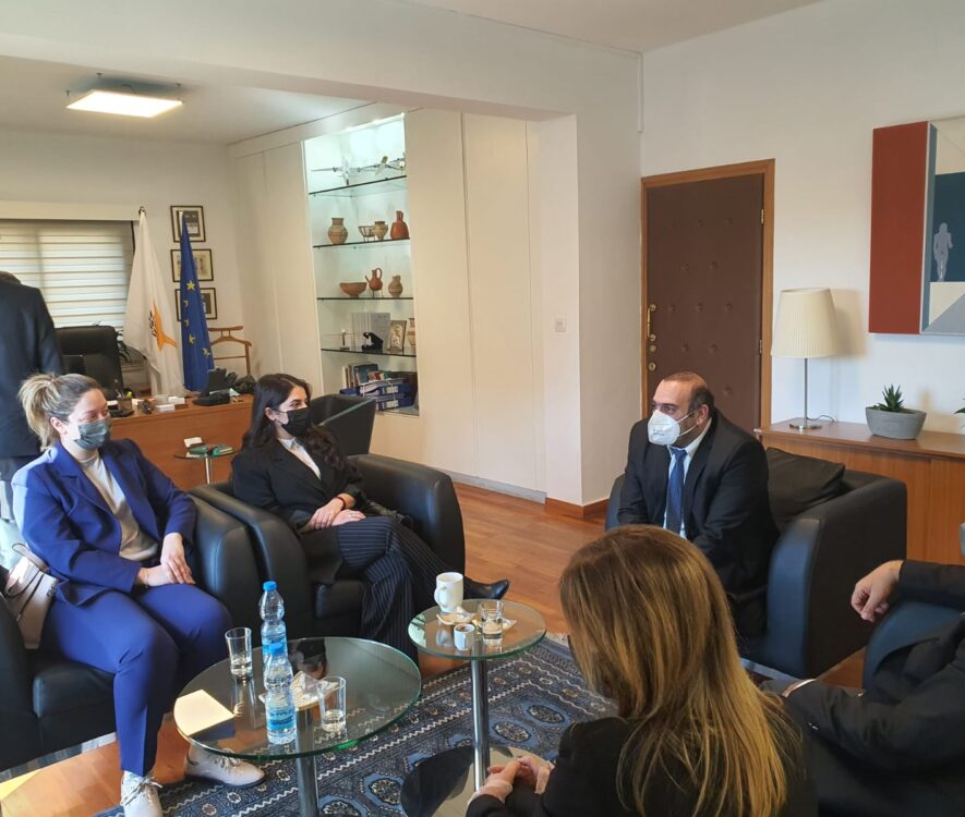 Ο Υπουργός Μεταφορών Γιάννης Καρούσος είχε συνάντηση με το Διοικητικό Συμβούλιο της Αναθεωρητικής Αρχής Αδειών