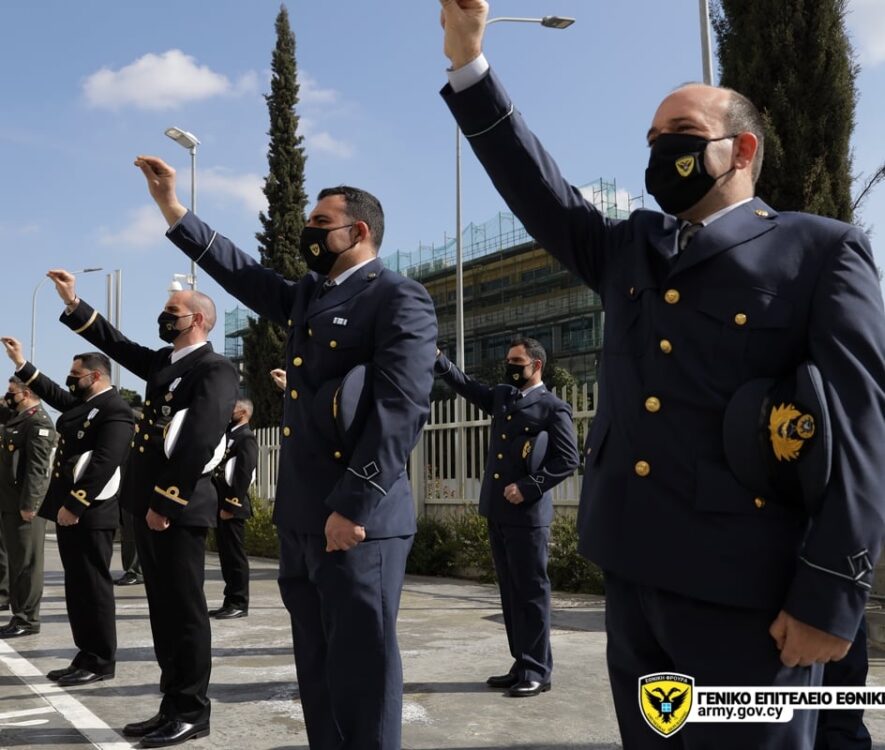 Τελετή Επίδοσης Ξιφών σε Αξιωματικούς