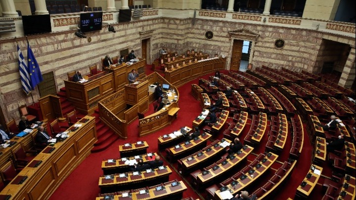Ψηφίστηκε ο αναπτυξιακός νόμος