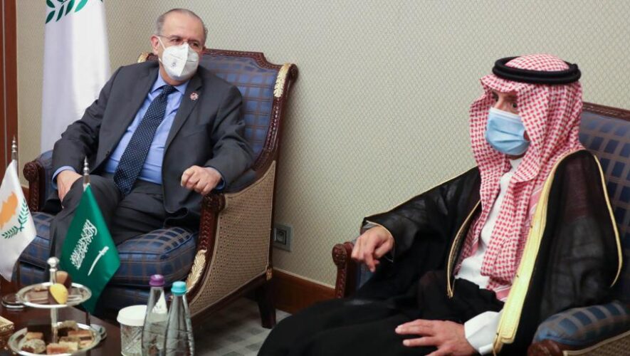 Ολοκληρώθηκαν οι επαφές του Υπουργού Εξωτερικών στη Σαουδική Αραβία
