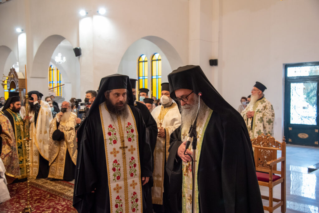 Λαμπρά τα θυρανοίξια του νεόδμητου ιερού Ναού του Αγίου Βασιλείου Κάτω Λευκώνος