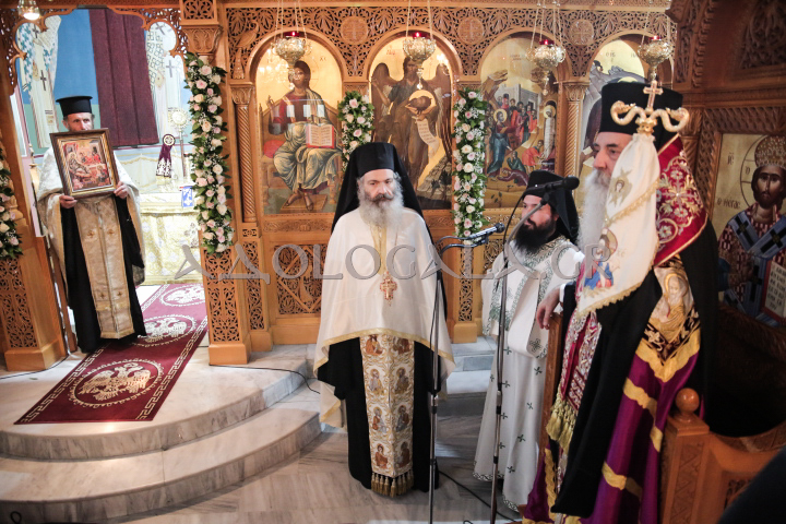 nekrotafeio_sxistou_ieros_naos_genethlion_timios_prodromos_mitropolitis_peiraios_panygiris_2022_adologala_eidiseis_serafeim_sxisto_koimitirio (1)