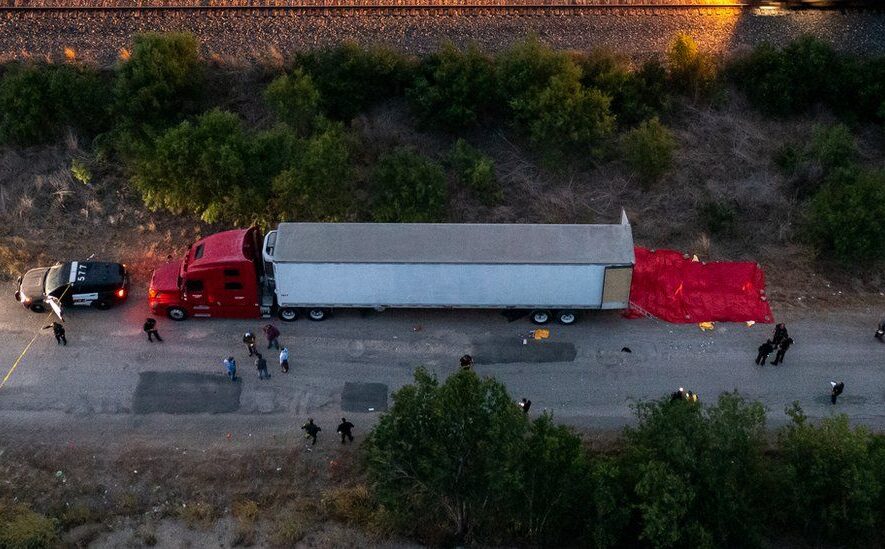 At least 46 people have been found dead in an abandoned truck on the outskirts of San Antonio, Texas.