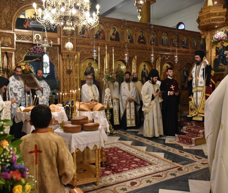 Λαμπρότατα εόρτασαν τους Αγίους Πάντες στην Καστοριά