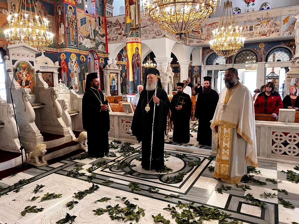 Ο εορτασμός της Αγίας Πεντηκοστής στην Ιερά Μητρόπολη Χαλκίδος - Adologala.gr