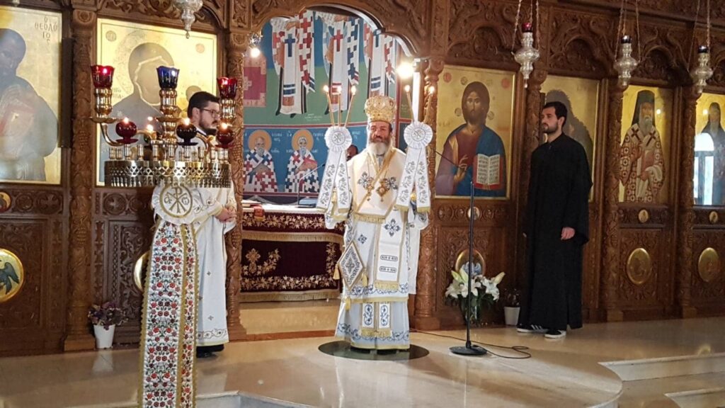 Ο Επίσκοπος Μεσαορίας στον πανηγυρίζοντα Άγιο Παντελεήμονα της Μακεδονίτισσας - Adologala.gr