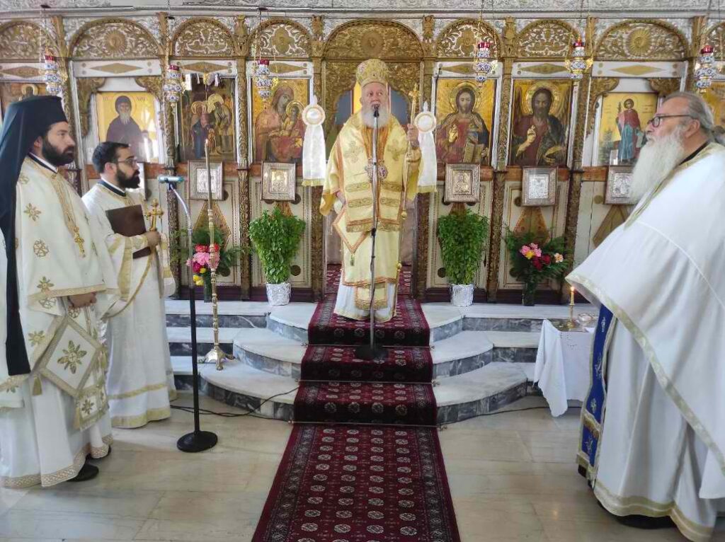 Στις κατασκηνώσεις και την Βόρεια Εύβοια ο Μητροπολίτης Χαλκίδος Χρυσόστομος - Adologala.gr 