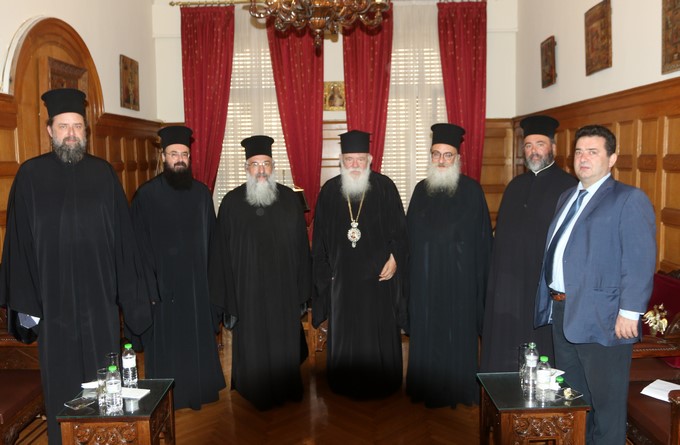 Τον Αρχιεπίσκοπο Κρήτης Ευγένιο δέχθηκε στα γραφεία της Ιεράς Αρχιεπισκοπής Αθηνών ο Αρχιεπίσκοπος Ιερώνυμος - Adologala.gr