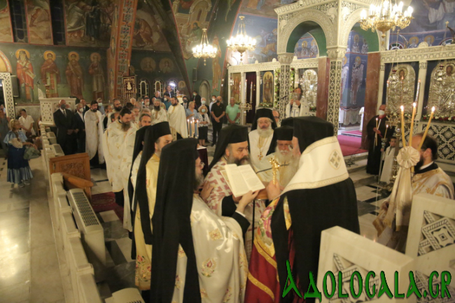 Τρισαριρχιερατικός εσπερινός και Λιτανεία της Εικόνας του Αγίου Αλεξάνδρου στο Παλαιό Φάληρο - Adologala.gr 