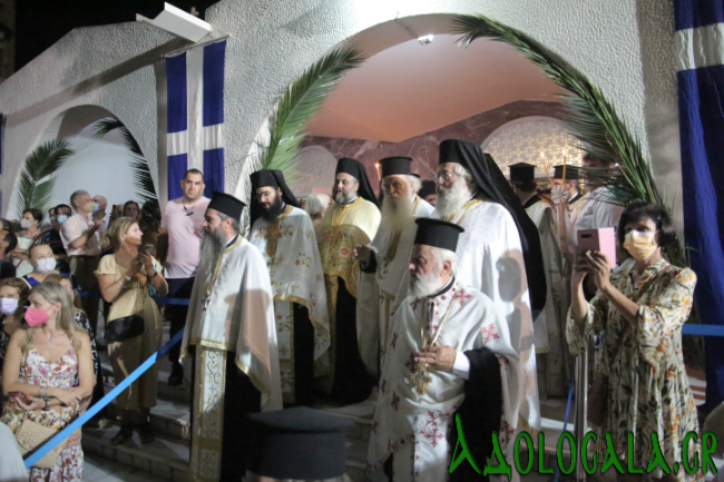 Τρισαριρχιερατικός εσπερινός και Λιτανεία της Εικόνας του Αγίου Αλεξάνδρου στο Παλαιό Φάληρο - Adologala.gr 