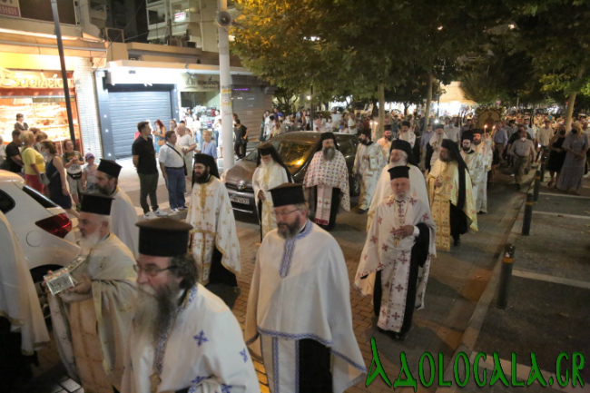 Τρισαριρχιερατικός εσπερινός και Λιτανεία της Εικόνας του Αγίου Αλεξάνδρου στο Παλαιό Φάληρο - Adologala.gr 