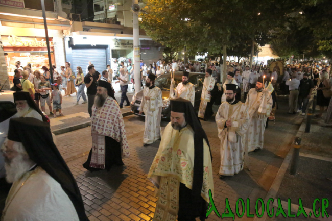 Τρισαριρχιερατικός εσπερινός και Λιτανεία της Εικόνας του Αγίου Αλεξάνδρου στο Παλαιό Φάληρο - Adologala.gr 