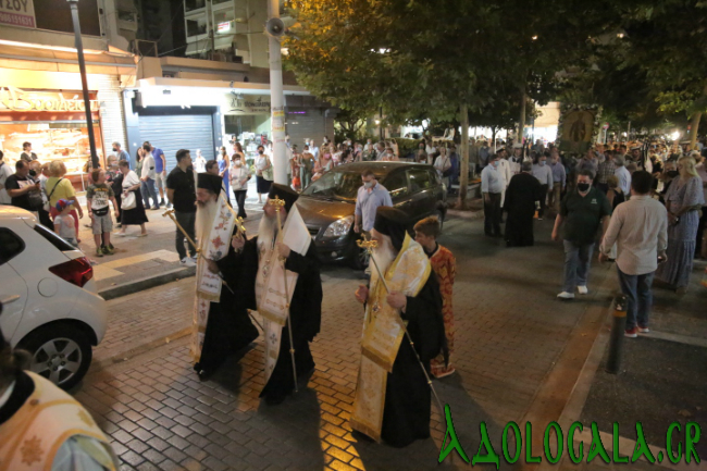 Τρισαριρχιερατικός εσπερινός και Λιτανεία της Εικόνας του Αγίου Αλεξάνδρου στο Παλαιό Φάληρο - Adologala.gr 