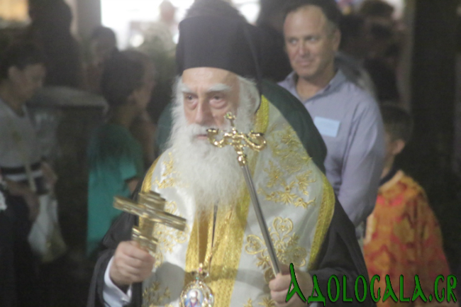 Τρισαριρχιερατικός εσπερινός και Λιτανεία της Εικόνας του Αγίου Αλεξάνδρου στο Παλαιό Φάληρο - Adologala.gr 
