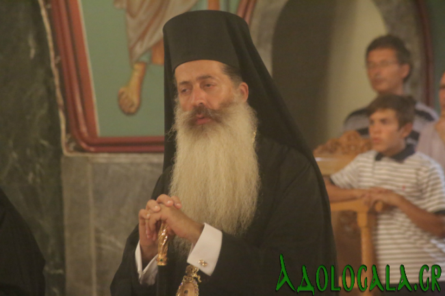 Τρισαριρχιερατικός εσπερινός και Λιτανεία της Εικόνας του Αγίου Αλεξάνδρου στο Παλαιό Φάληρο - Adologala.gr 