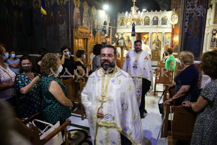 Λαμπρός Εσπερινός της Μεταμορφώσεως του Σωτήρος Χριστού στη Καλλιθέα - Adologala.gr
