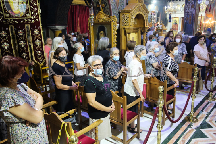 Λαμπρός Εσπερινός της Μεταμορφώσεως του Σωτήρος Χριστού στη Καλλιθέα - Adologala.gr