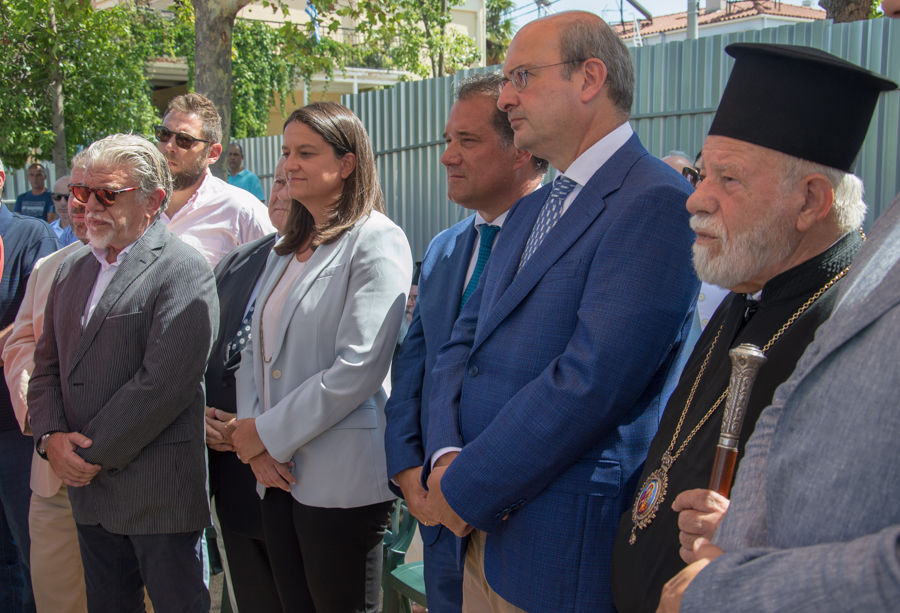 Αγιασμός και κατάθεση θεμελίου λίθου στο νέο Βρεφονηπιακό Σταθμού της Ι.Μ. Νέας Ιωνίας στη Νέα Φιλαδέλφεια - Adologala.gr