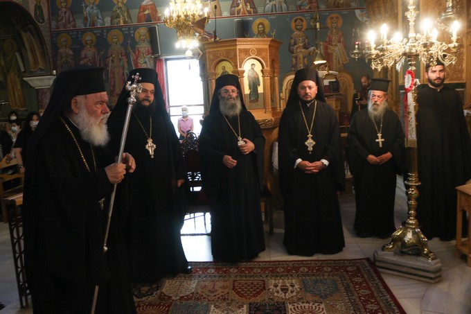 Αρχιεπίσκοπος Ιερώνυμος: Η εορτή της Παναγίας αφορμή να θυμηθούμε τις μητέρες μας και να τους πούμε «ευχαριστώ» - Adologala.gr