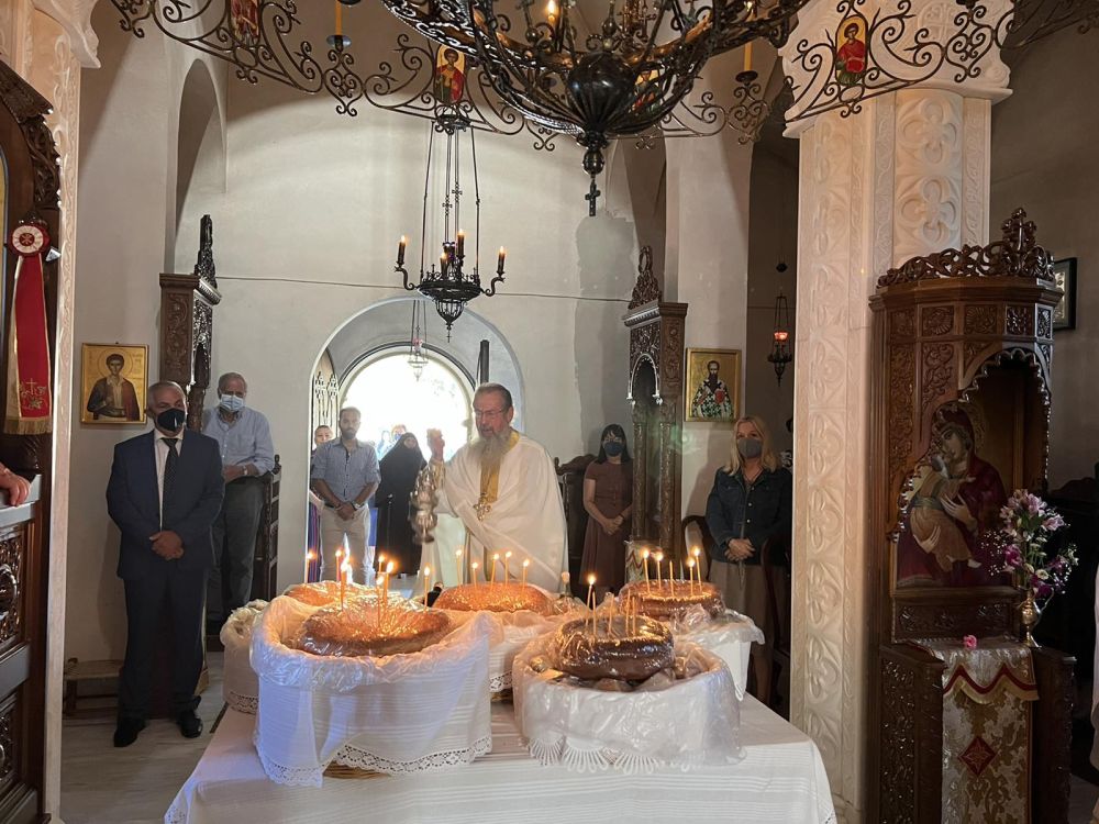 Η Απόδοση της εορτής της Κοιμήσεως της Θεοτόκου στην Ι. Μ. Κοιμήσεως της Θεοτόκου Μπούρα Αρκαδίας - Adologala.gr