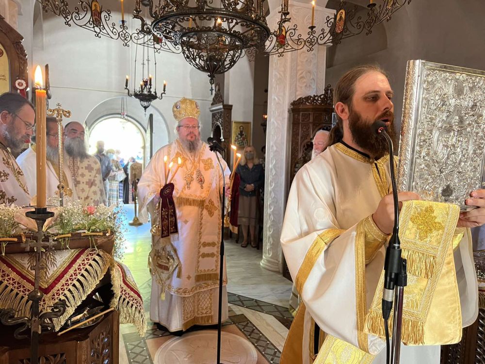 Η Απόδοση της εορτής της Κοιμήσεως της Θεοτόκου στην Ι. Μ. Κοιμήσεως της Θεοτόκου Μπούρα Αρκαδίας - Adologala.gr