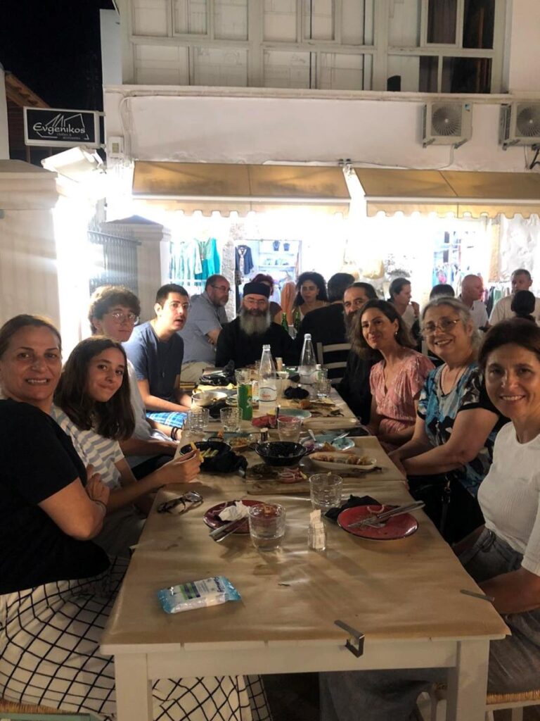 Η Επισκοπή Αμαθούντος διοργάνωσε προσκυνηματική εκδρομή στην Ελλάδα - Adologala.gr 1