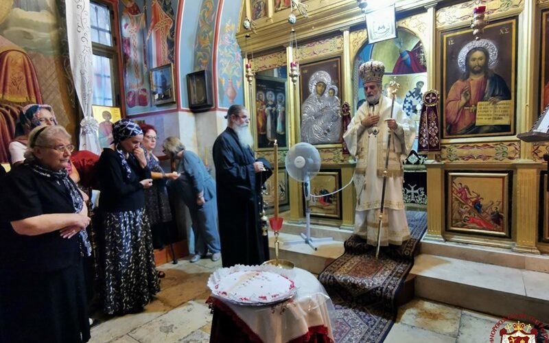Η εορτή του Αγίου Μεγαλομάρτυρος Παντελεήμονα στους Αγίους Τόπος - Adologala.gr