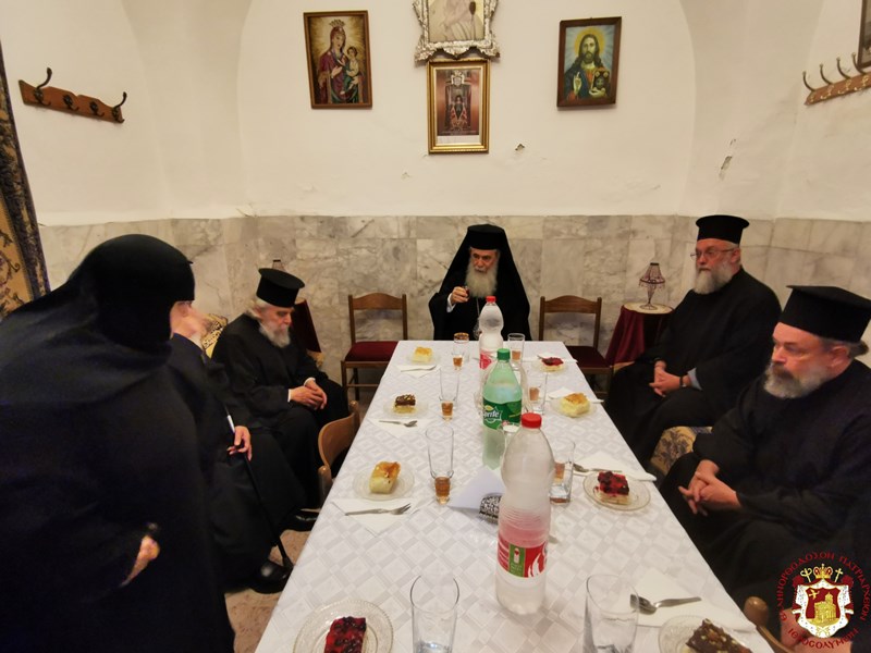 Η εορτή του Αγίου Μεγαλομάρτυρος Παντελεήμονα στους Αγίους Τόπος - Adologala.gr
