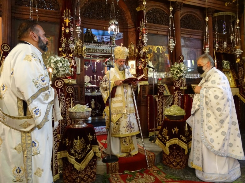 Λαμπρά εορτάστηκε η Μεταμόρφωση του Σωτήρος Χριστού σε Λέρο και Κάλυμνο - Adologala.gr