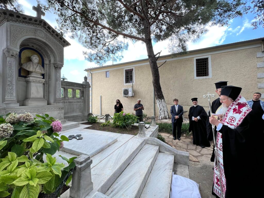 Οικουμενικός για το Γηροκομείο στο Βαλουκλή: Όλοι μαζί ενωμένοι θα το ανοικοδομήσουμε σύντομα - Adologala.gr