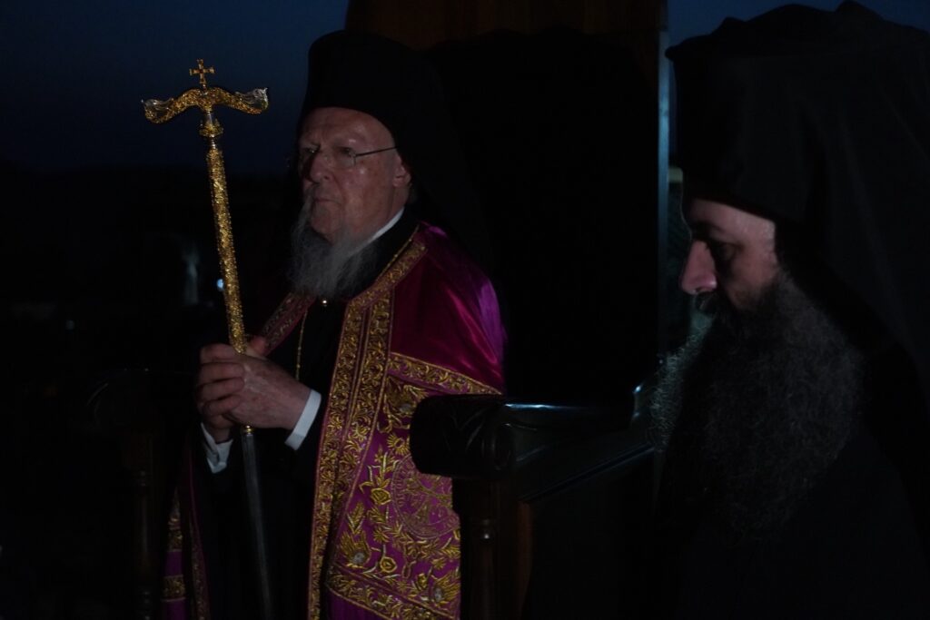Πατριαρχική Θεία Λειτουργία στο Γλυκύ της Ίμβρου - Adologala.gr